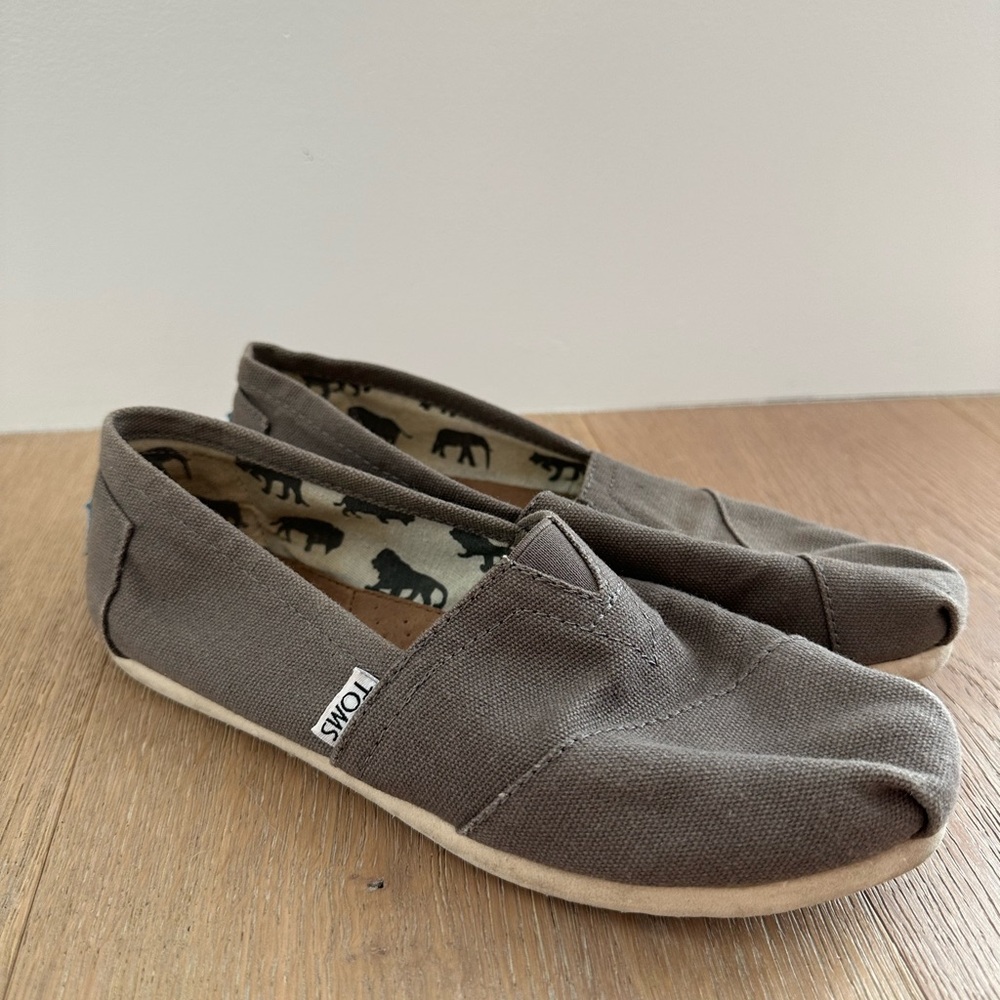 Toms grey shoes 6.5